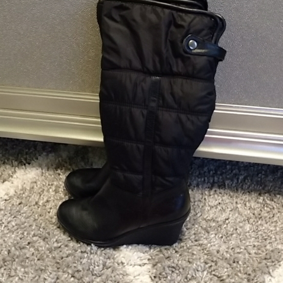 Boots - Picture 2 of 2